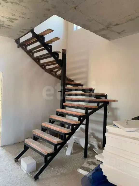 Дом в Крым, Раздольное пгт просп. 30-летия Победы, 39 (168 м) - Фото 1