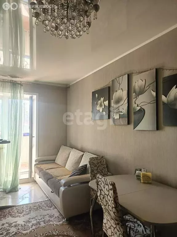 2-комнатная квартира: Чита, микрорайон Царский, 5 (68.5 м) - Фото 1