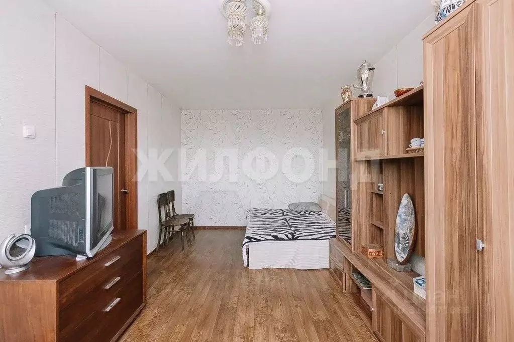 Комната Новосибирская область, Новосибирск Нарымская ул., 19 (16.0 м) - Фото 0