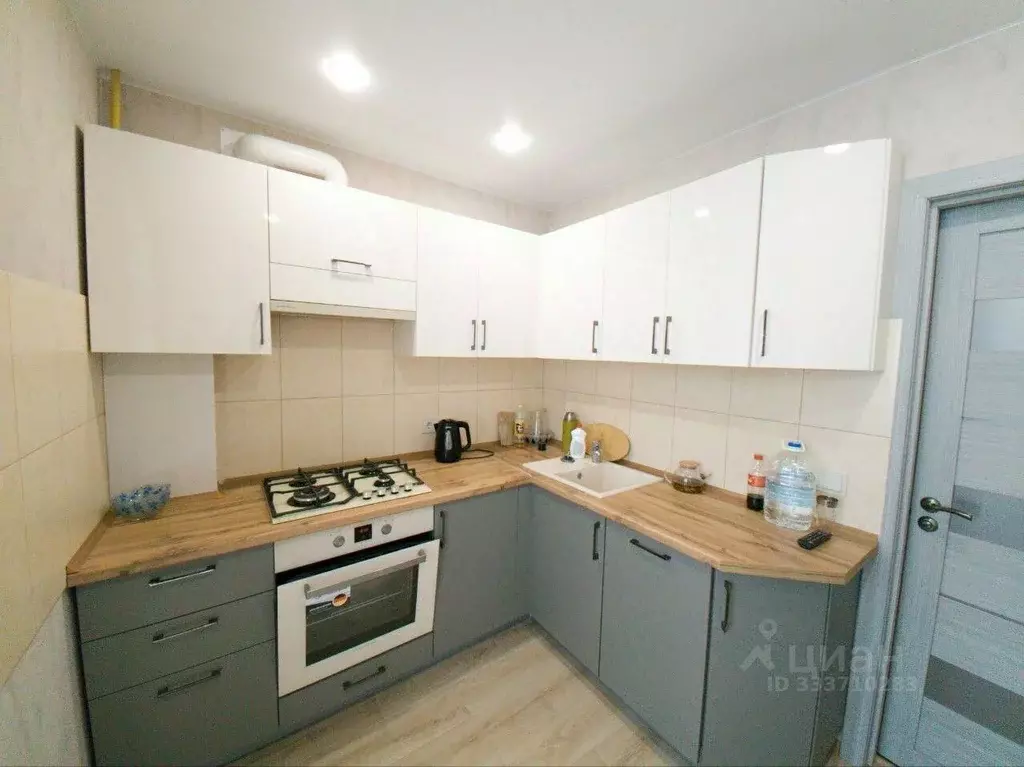 2-к кв. Крым, Феодосия ул. Гарнаева, 65А (53.0 м) - Фото 1