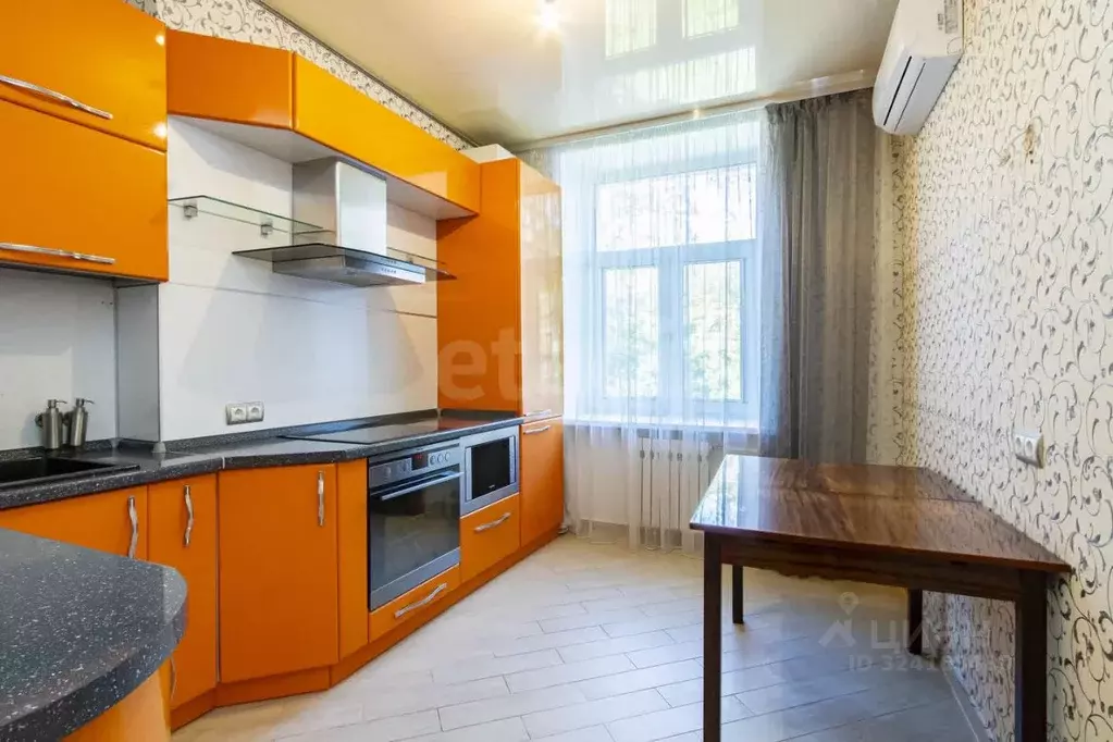 2-к кв. Тюменская область, Тюмень ул. Ленина, 71 (56.7 м) - Фото 1