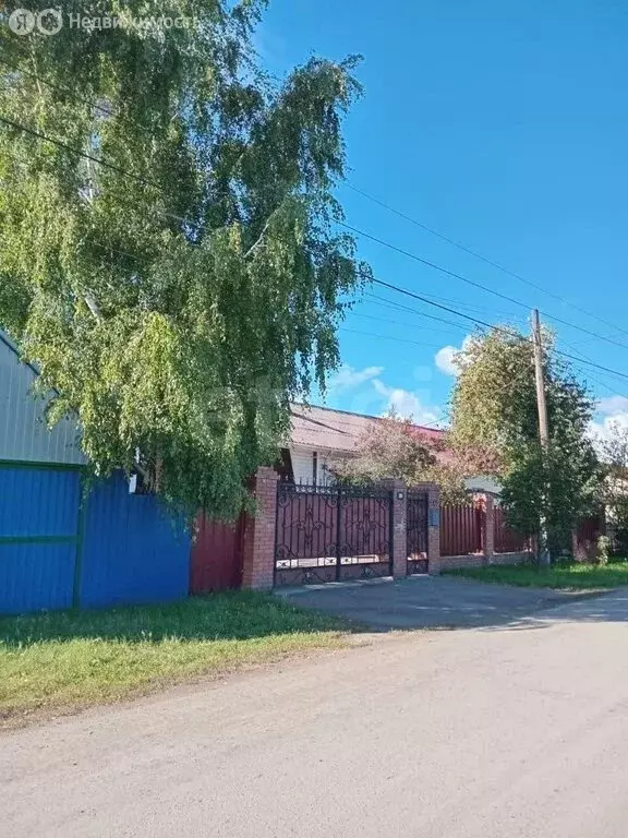 Дом в Омская область, рабочий посёлок Таврическое, улица Химиков (100 ... - Фото 1