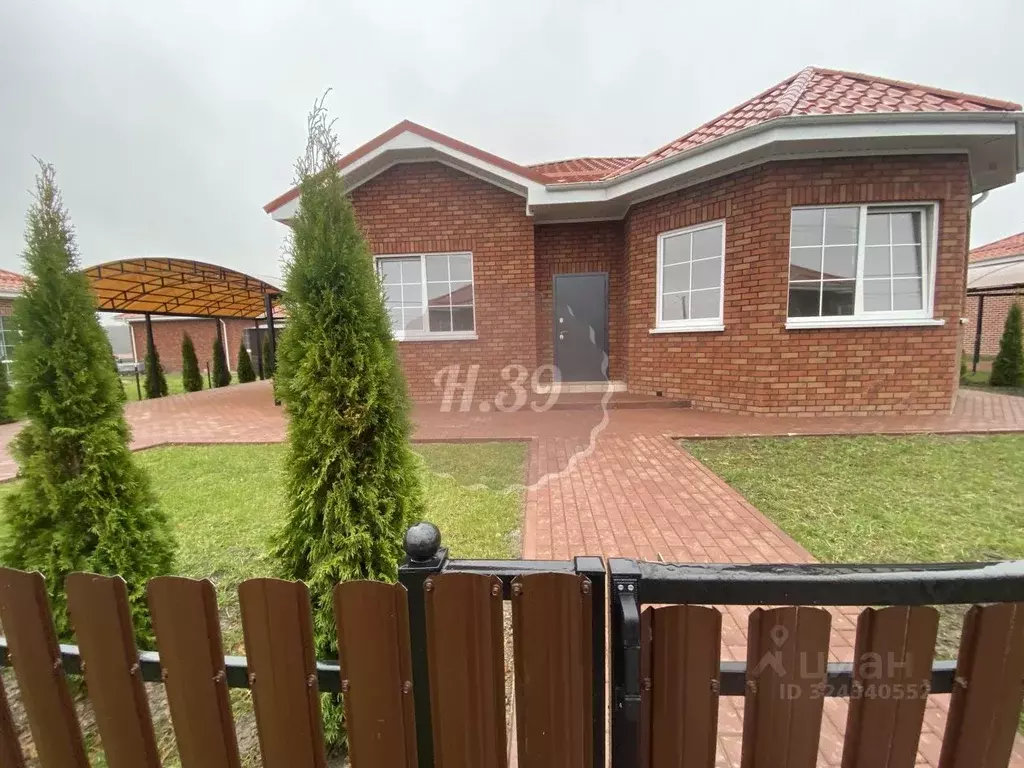 Дом в Калининградская область, Гурьевский муниципальный округ, пос. ... - Фото 1