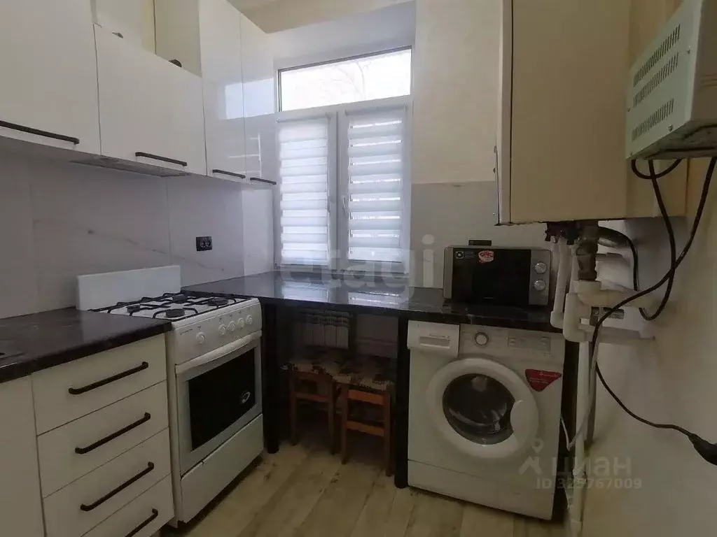 1-к кв. Крым, Симферополь ул. Жигалиной (30.0 м) - Фото 1