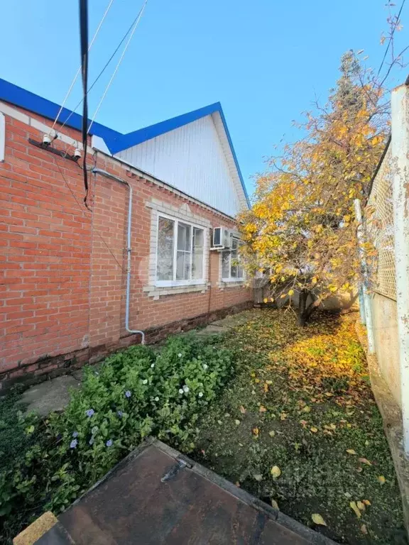 Дом в Краснодарский край, Кореновск ул. Карла Маркса (93 м) - Фото 1