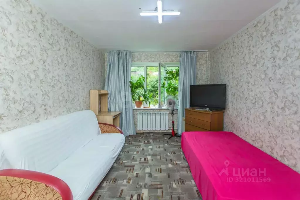 2-к кв. Приморский край, Владивосток ул. Невельского, 17 (57.0 м) - Фото 0