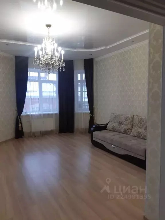 2-к кв. Оренбургская область, Оренбург ул. Красная Площадь, 1/9 (85.0 ... - Фото 1