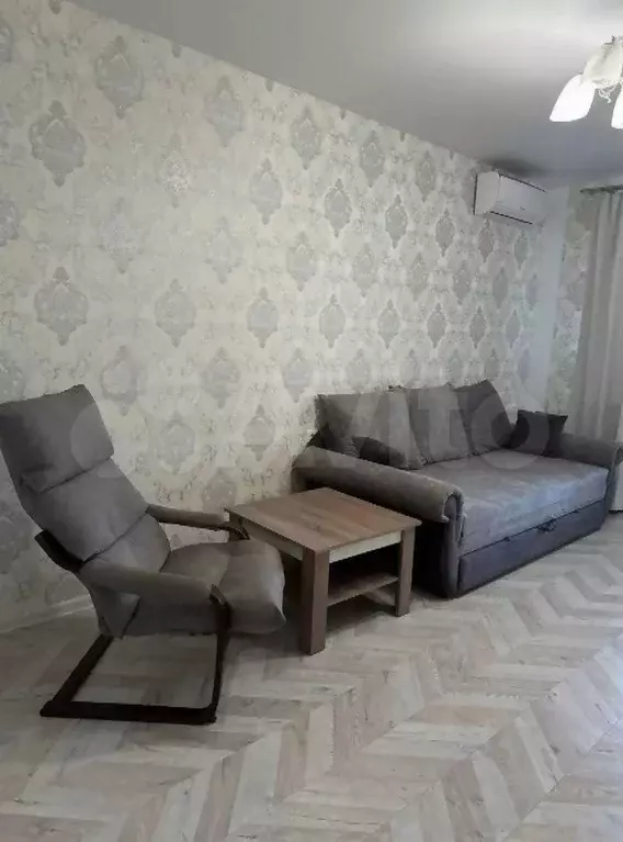 1-к. квартира, 35 м, 4/9 эт. - Фото 0