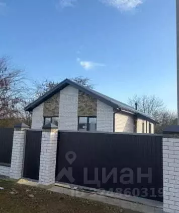 Дом в Краснодарский край, Динской район, с. Красносельское  (80 м) - Фото 1