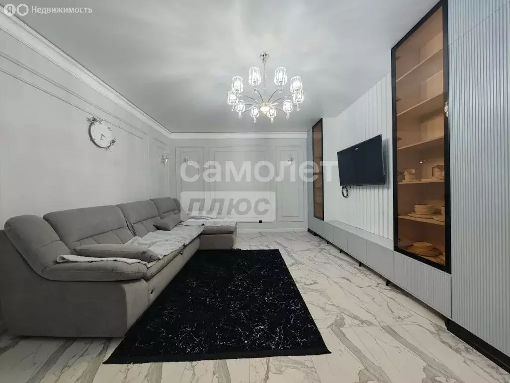 1-комнатная квартира: Грозный, улица Сайханова, 133к10 (45 м) - Фото 1