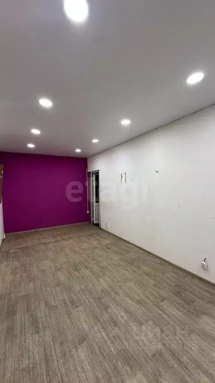 Торговая площадь в Алтай, Чемальский район, Элекмонарское с/пос, с. ... - Фото 1