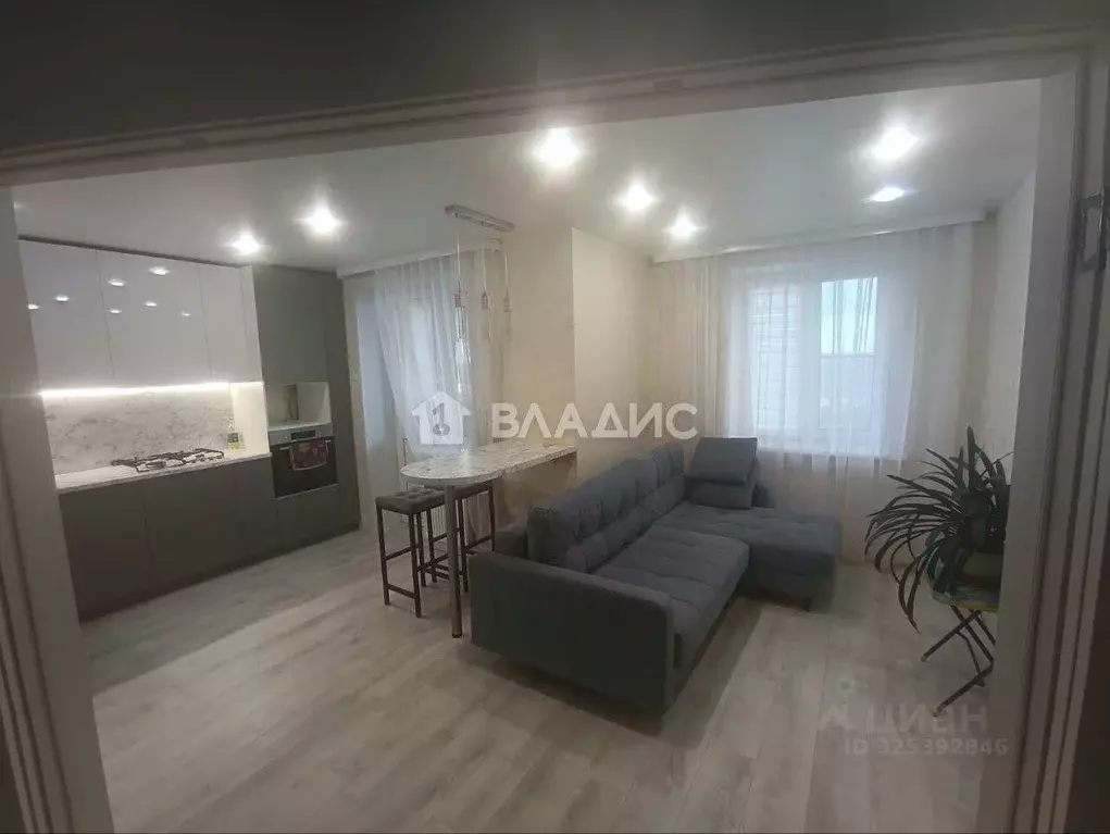 2-к кв. Владимирская область, Владимир ул. Нижняя Дуброва, 47к3 (64.0 ... - Фото 2