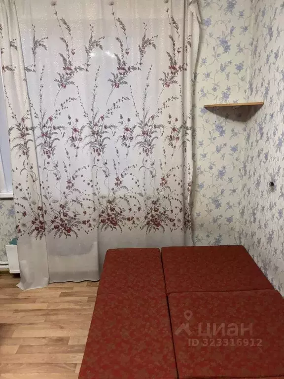 Комната Свердловская область, Екатеринбург ул. Маяковского, 6 (12.0 м) - Фото 2