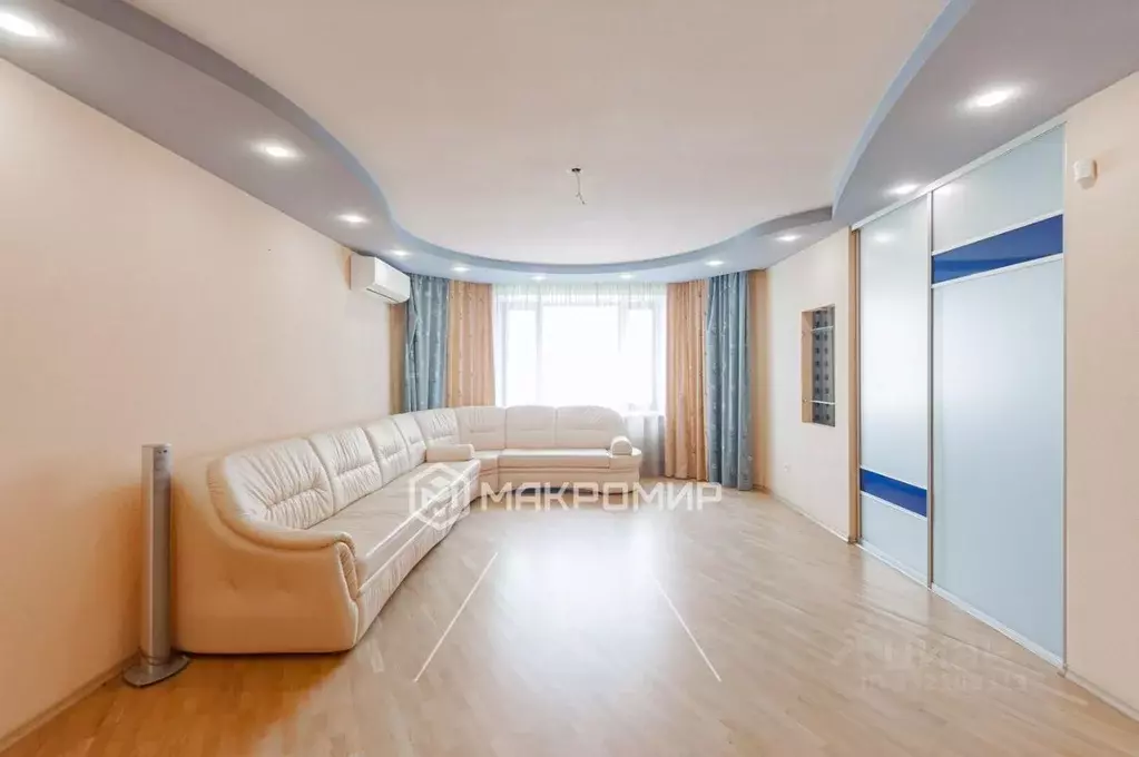 3-к кв. Татарстан, Казань ул. Аделя Кутуя, 46 (130.0 м) - Фото 1