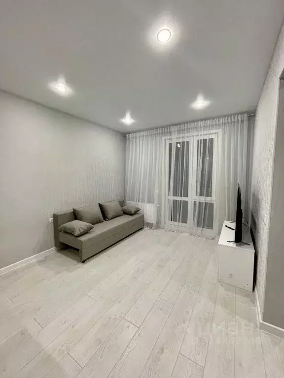 1-к кв. Татарстан, Казань ул. Рашида Нежметдинова, 11к4 (34.0 м) - Фото 2