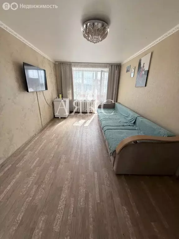 2-комнатная квартира: Ишимбай, проспект Ленина, 66 (45.7 м) - Фото 1