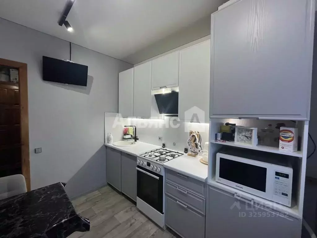 2-к кв. Ростовская область, Волгодонск ул. Энтузиастов, 41 (49.7 м) - Фото 0