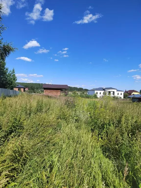 Участок в Свердловская область, Сысертский муниципальный округ, д. ... - Фото 1