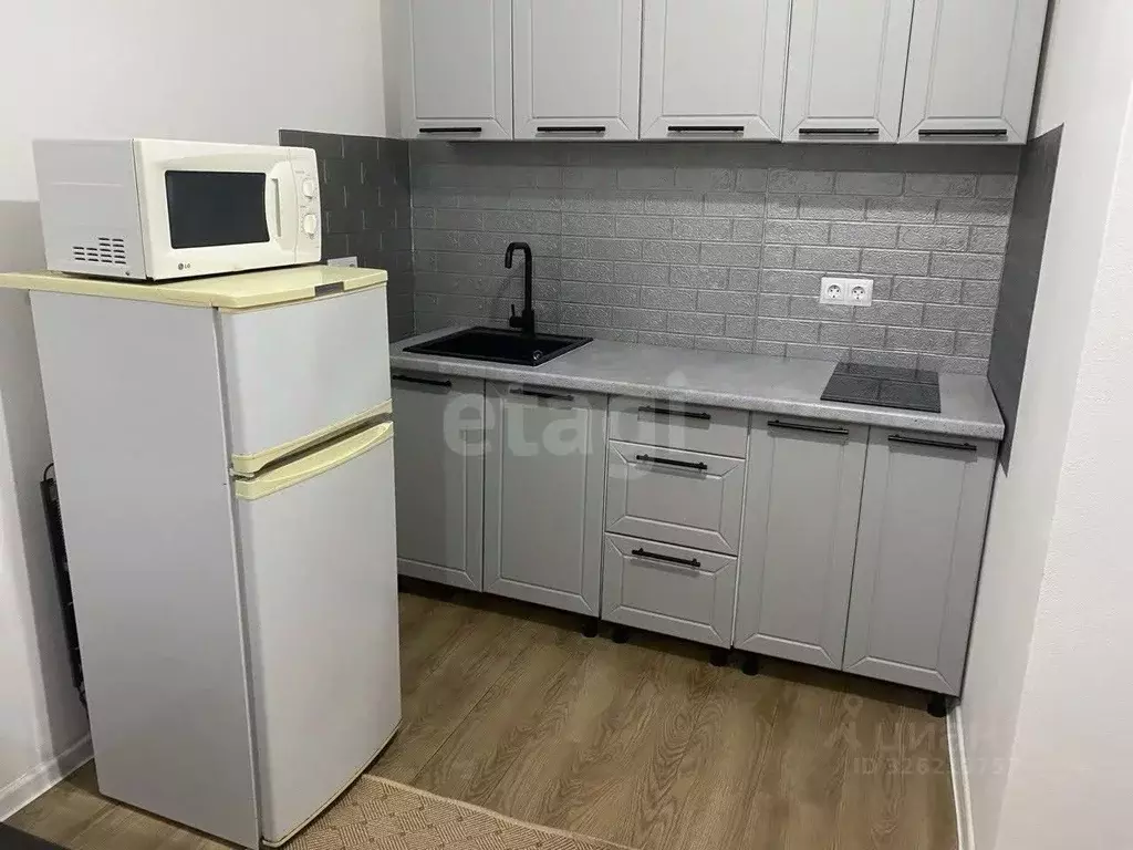 1-к кв. Тюменская область, Тюмень Полевая ул., 117к4 (34.0 м) - Фото 1