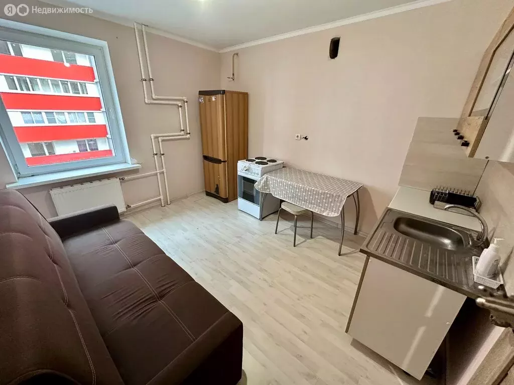 1-комнатная квартира: посёлок Шушары, Московское шоссе, 264 (39 м) - Фото 1