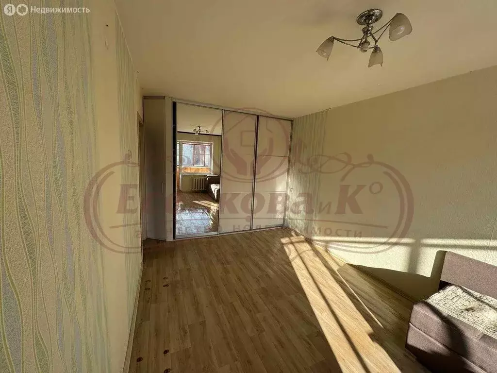 1-комнатная квартира: Курган, улица Анфиногенова, 7 (29.7 м) - Фото 1