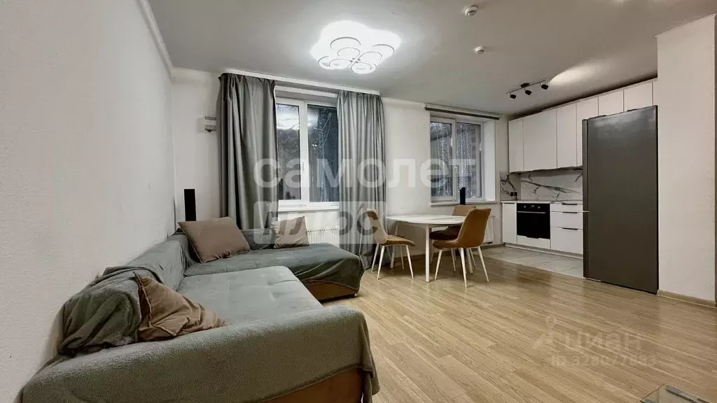 3-к кв. Свердловская область, Екатеринбург ул. Краснолесья, 54/4 (84.7 ... - Фото 1