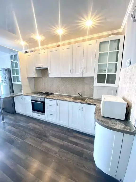1-к. квартира, 50 м, 8/9 эт. - Фото 0