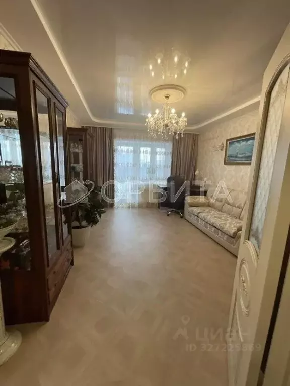 2-к кв. Тюменская область, Тюмень ул. Суходольская, 23 (76.4 м) - Фото 1