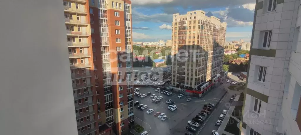 2-к кв. Омская область, Омск ул. Красный Путь, 143к5 (57.4 м) - Фото 1