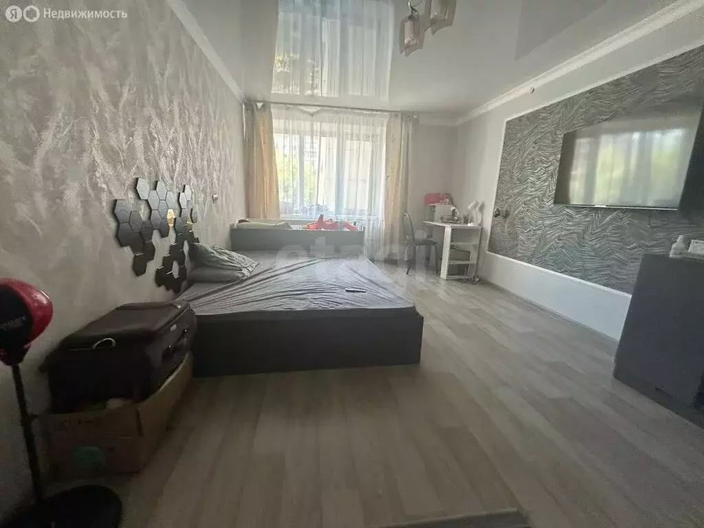 2-комнатная квартира: Оренбург, проспект Победы, 172 (25.6 м) - Фото 0
