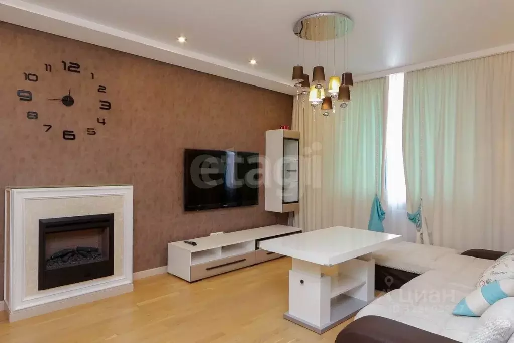 3-к кв. Калининградская область, Калининград ул. Горького, 98 (84.0 м) - Фото 1