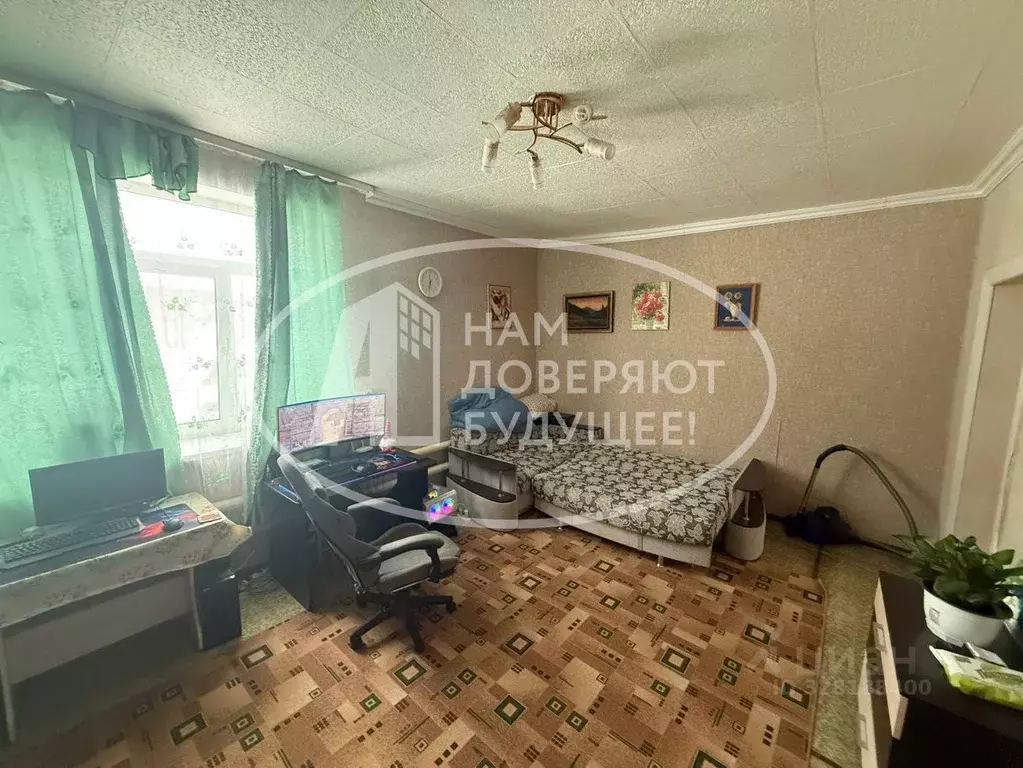 2-к кв. Пермский край, Чусовой Октябрьская ул., 13 (56.8 м) - Фото 2