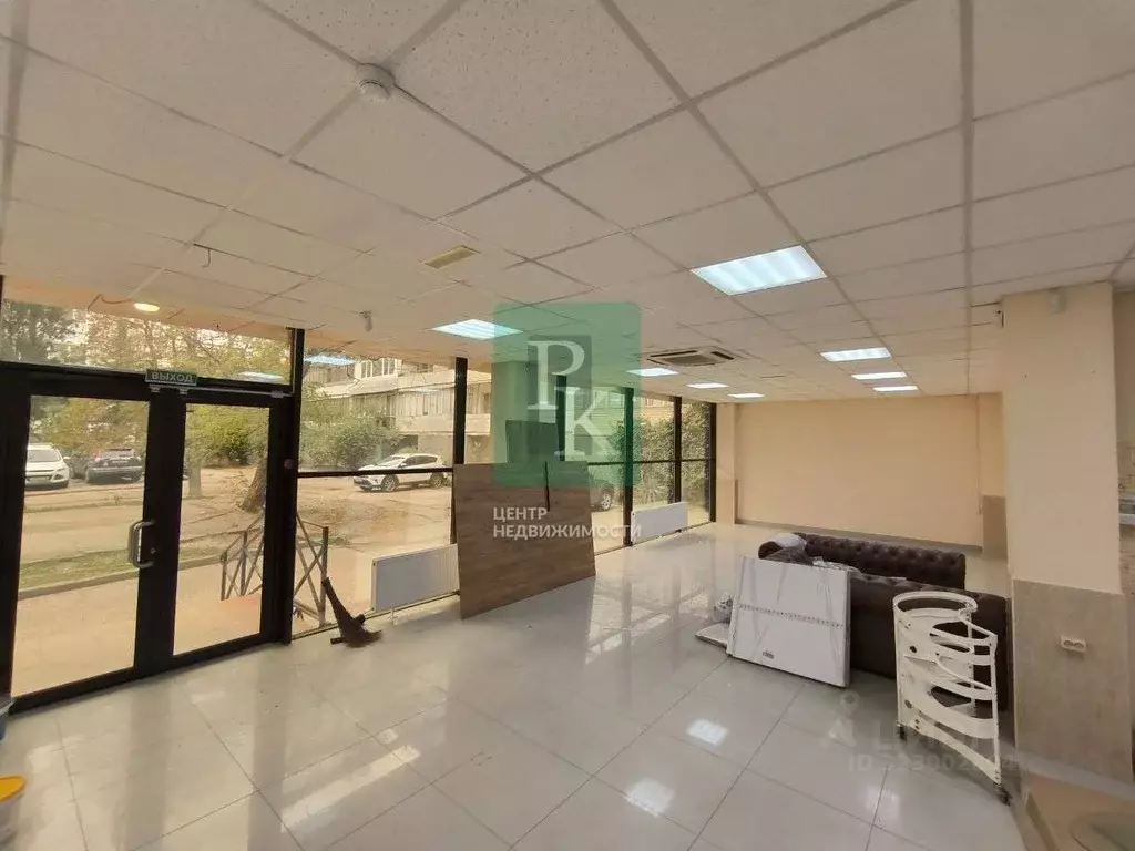 Помещение свободного назначения в Севастополь ул. Очаковцев, 52 (180 ... - Фото 2