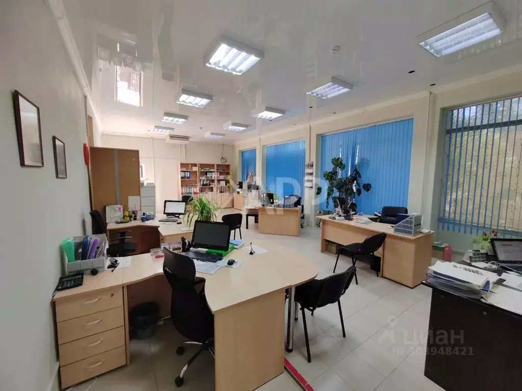 Помещение свободного назначения в Краснодарский край, Новороссийск ул. ... - Фото 1