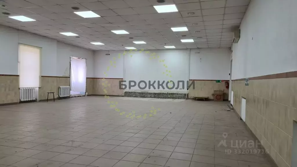 Помещение свободного назначения в Ростовская область, Батайск Книжный ... - Фото 1