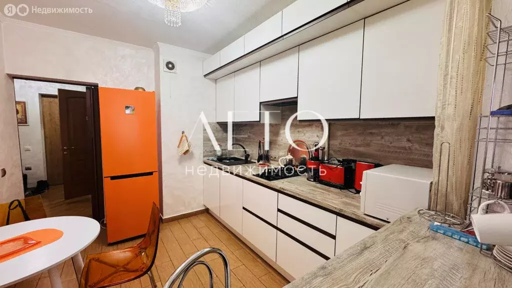 1-комнатная квартира: Сочи, улица Свердлова, 46 (43.6 м) - Фото 1