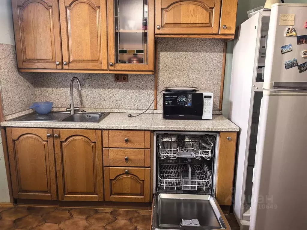 3-к кв. Москва ул. Строителей, 11К2 (80.7 м) - Фото 2