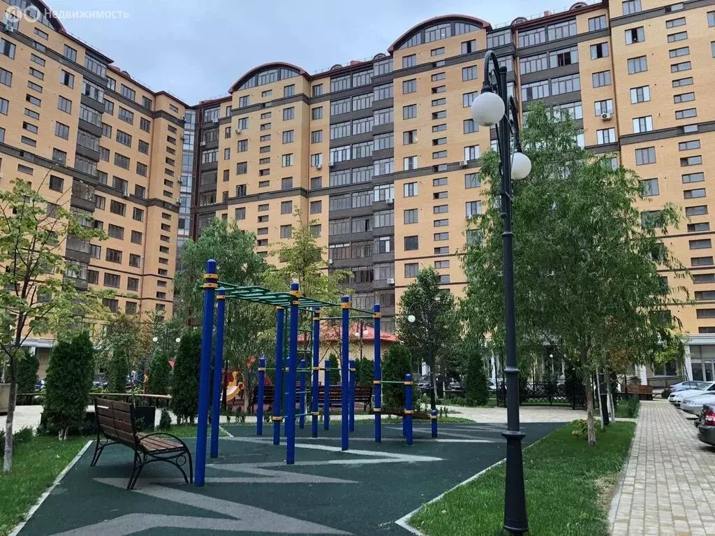 2-комнатная квартира: Каспийск, улица Магомедали Магомеджановa, 31А ... - Фото 0