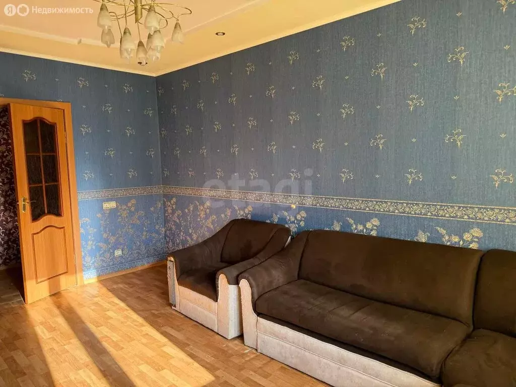 3-комнатная квартира: Стерлитамак, улица Артёма, 35 (66.9 м) - Фото 1