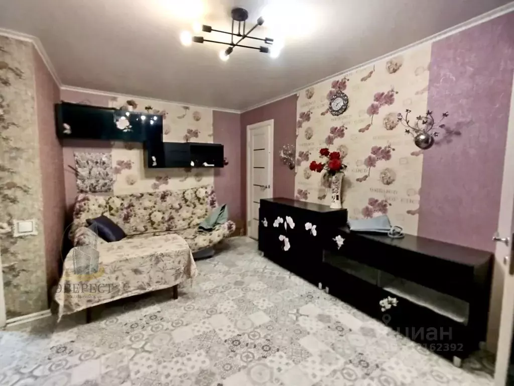 2-к кв. Московская область, Королев Садовая ул., 8 (42.0 м) - Фото 0