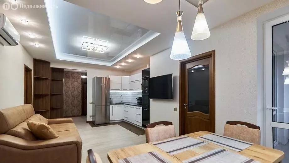 3-комнатная квартира: Краснодар, Черкасская улица, 135 (72.4 м) - Фото 1