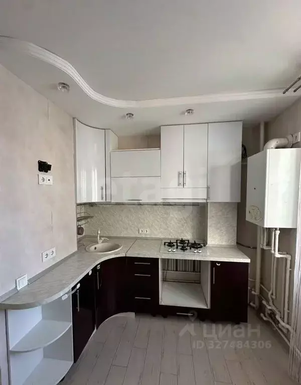 3-к кв. Белгородская область, Белгород ул. Есенина, 52 (68.7 м) - Фото 1