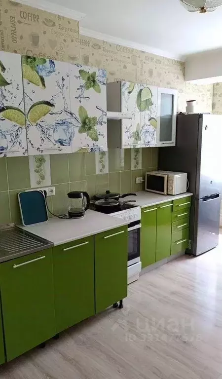 3-к кв. Крым, Симферополь ул. Караманова, 3 (80.0 м) - Фото 1