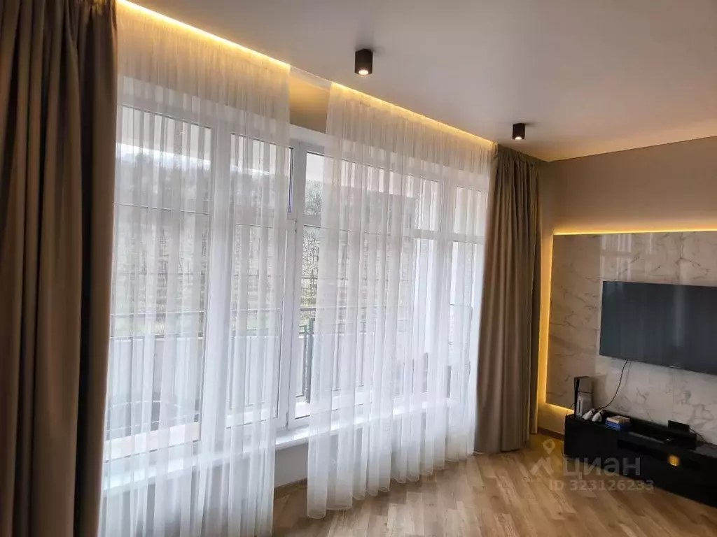 2-к кв. Крым, Ялта муниципальный округ, Ливадия пгт ул. Виноградная, ... - Фото 1