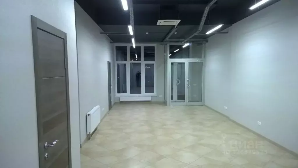 Офис в Волгоградская область, Волгоград ул. 8-й Воздушной Армии, 14 ... - Фото 2