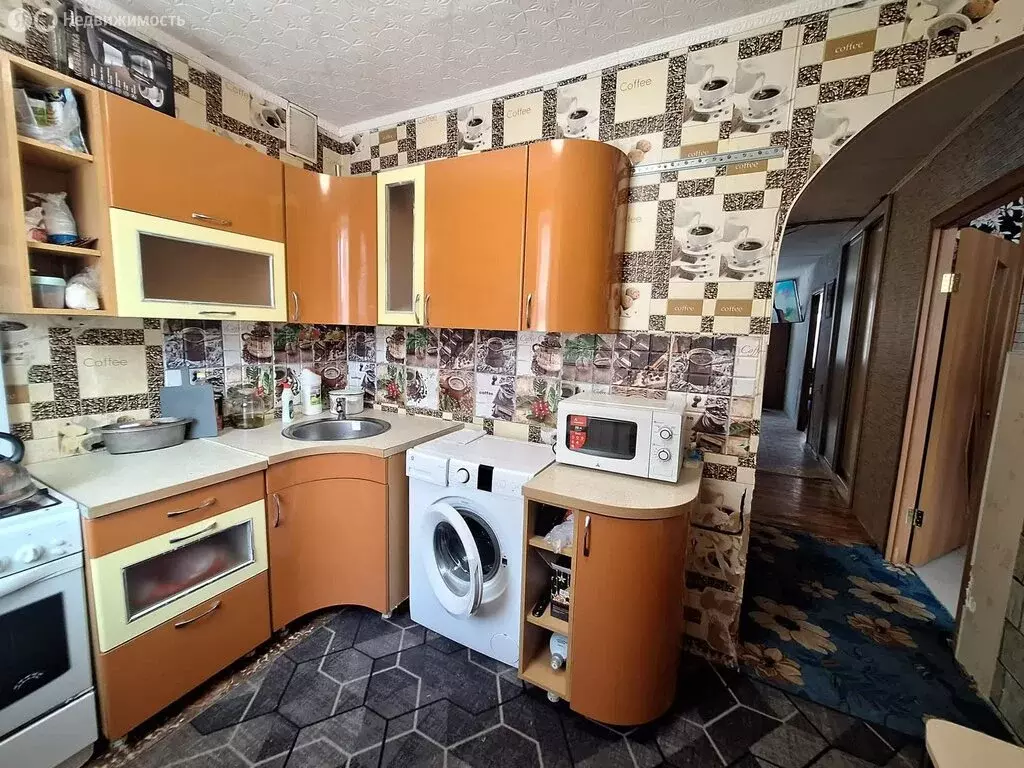 3-комнатная квартира: Нижний Тагил, Ленинградский проспект, 46 (58.2 ... - Фото 1