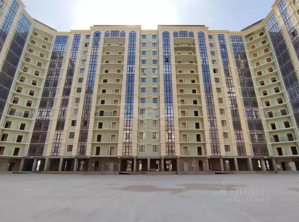 3-к кв. Дагестан, Махачкала просп. Насрутдинова, 57 (123.0 м) - Фото 0
