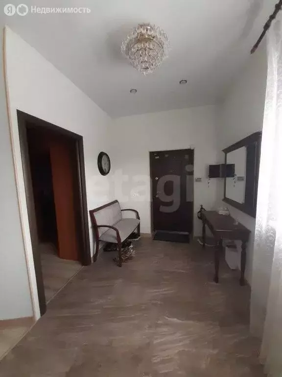 4-комнатная квартира: Иркутск, микрорайон Ершовский, 91 (180 м) - Фото 0