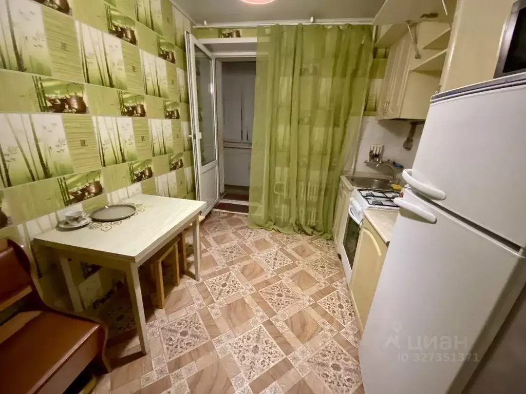 1-к кв. Брянская область, Брянск ул. Луначарского, 10 (40.0 м) - Фото 2