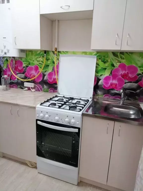 1-к. квартира, 30 м, 1/3 эт. - Фото 0
